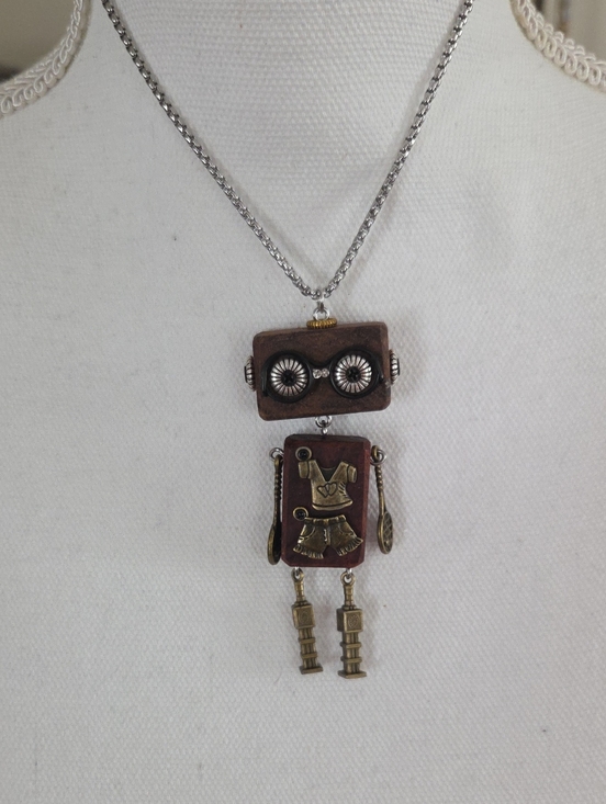 Jewelry - NWOT Steampunk Robot Necklace